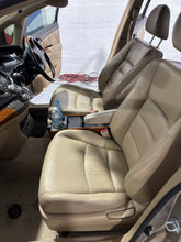 Load image into Gallery viewer, Custom Made Leather Seat Cover For Honda Odyssey 7 Seater 2004-2008