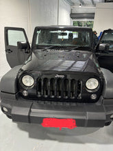 Load image into Gallery viewer, Custom Made Leather Seat Cover For Jeep Wrangler 2 doors 2007-2018