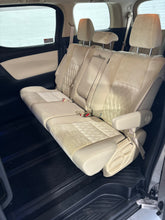Load image into Gallery viewer, Custom Made Leather Seat Cover For Toyota Alphard Vellfire 8 Seats 2015-2021