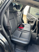 Load image into Gallery viewer, Custom Made Leather Seat Cover For Mitsubishi Pajero Sports 7 Seater 2020-2025