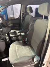 Load image into Gallery viewer, Custom Made Leather Seat Cover For Hyundai iMax 8 Seater 2008-2021