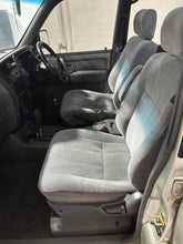 Load image into Gallery viewer, Custom Made Leather Seat Cover For Holden Jackaroo 1998-2002