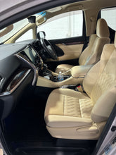Load image into Gallery viewer, Custom Made Leather Seat Cover For Toyota Alphard Vellfire 8 Seats 2015-2021