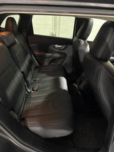 Load image into Gallery viewer, Custom Made Leather Seat Cover For Jeep Cherokee 2014-2022