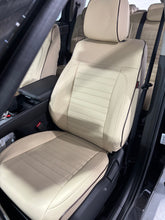 Load image into Gallery viewer, Custom Made Leather Seat Cover For Hyundai Santa Fe 2024-2025 7 Seater
