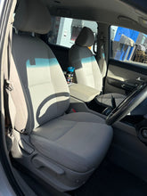 Load image into Gallery viewer, Custom Made Leather Seat Cover For KIA Carnival 8 Seater 2015-2020