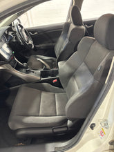 Load image into Gallery viewer, Custom Made Leather Seat Cover For Honda Accord Euro 5 Seater 2009-2014