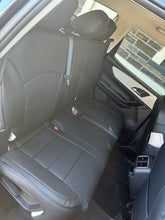 Load image into Gallery viewer, Custom Made Leather Seat Cover For Mahindra XUV 700 7 Seater