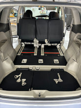 Load image into Gallery viewer, Custom Made Leather Seat Cover For Toyota Estima 8 Seater 2009-2015
