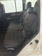 Load image into Gallery viewer, Custom Made Leather Seat Cover For Mitsubishi Pajero Turbo Diesel 7 Seater  2006-2021
