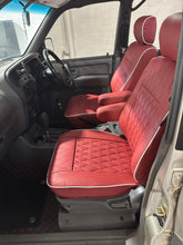 Load image into Gallery viewer, Custom Made Leather Seat Cover For Holden Jackaroo 1998-2002
