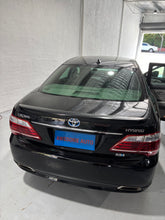 Load image into Gallery viewer, Hand Made 3D Full Coverage Double Layer Floor Mats For Toyota Crown 2008-2013
