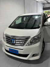 Load image into Gallery viewer, Custom Made Leather Seat Cover For Toyota Alphard Vellfire 7 Seats 2014-2018
